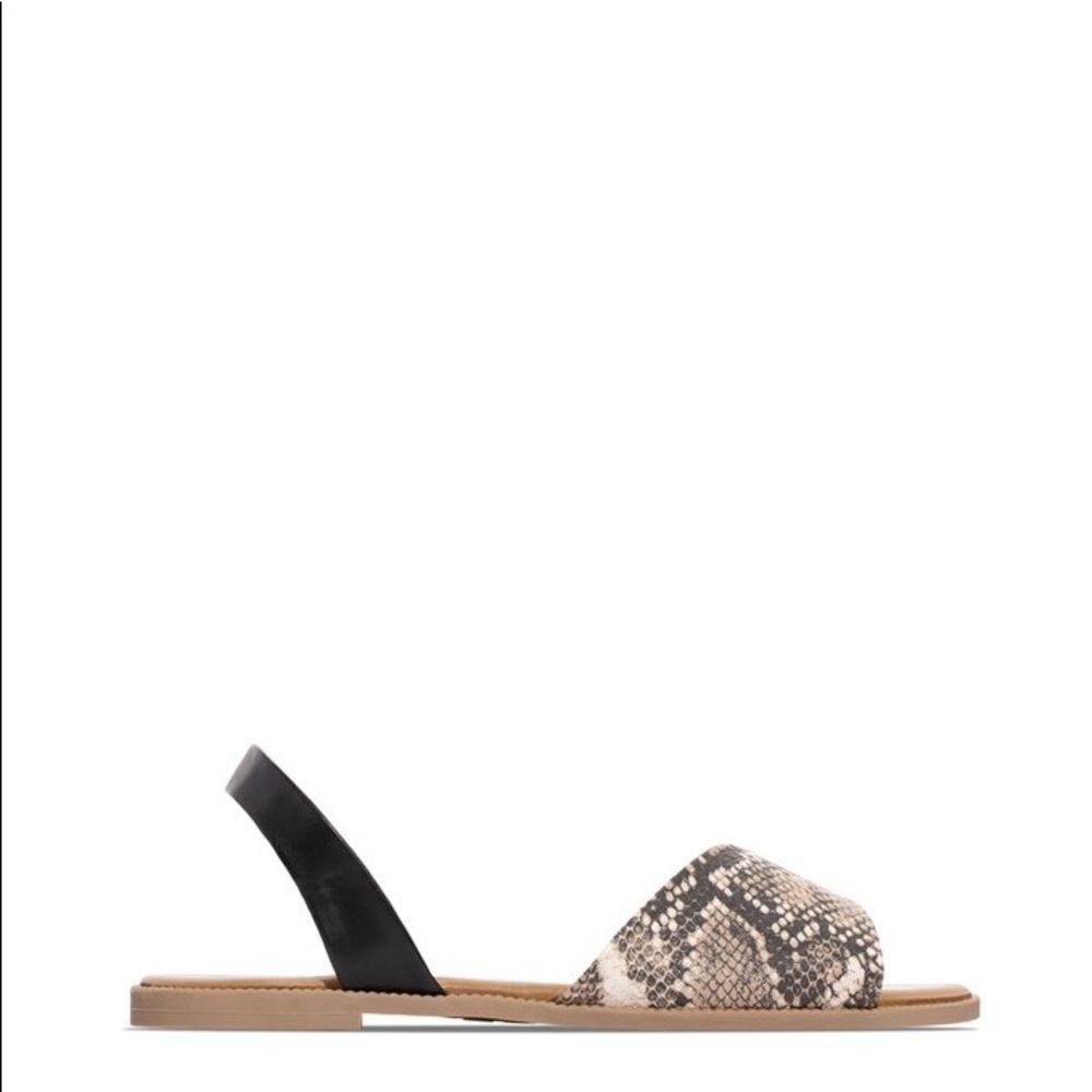 NEW**Ladies snake wide band ankle strap sandals - Picture 5 of 8